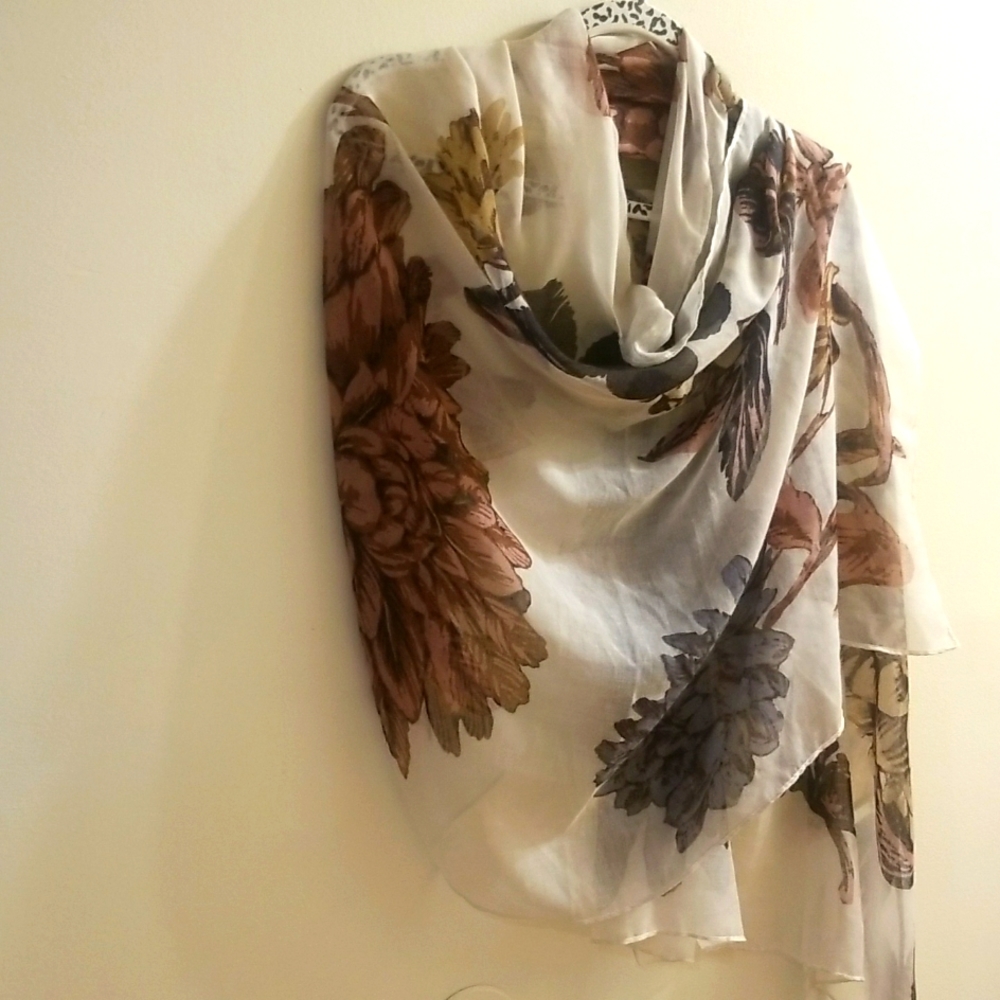 floral scarf light cream tan and pinks rectangle NWOT
